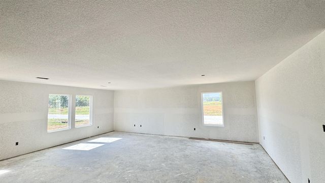 65 Farmhouse Loop, Beebe, AR 72012