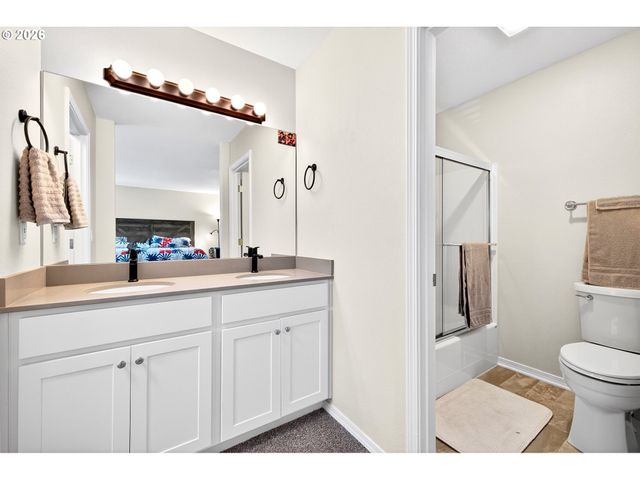 13190 Sw HIDDEN CREEK Pl, Portland, OR 97223