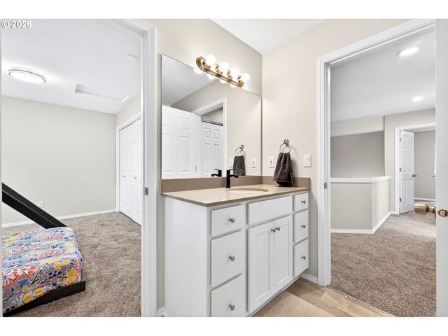 13190 Sw HIDDEN CREEK Pl, Portland, OR 97223
