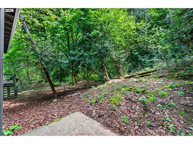 13190 Sw HIDDEN CREEK Pl, Portland, OR 97223