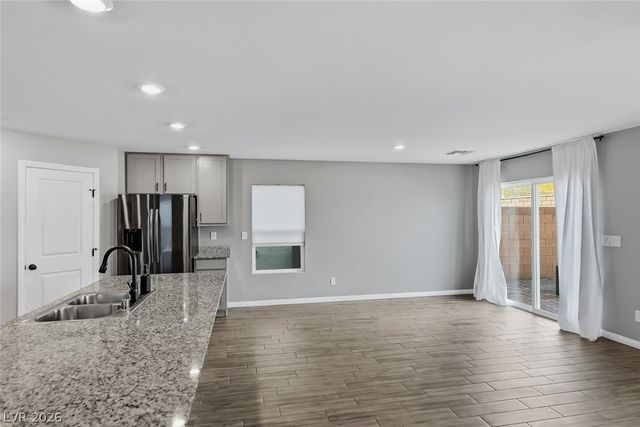 10035 San Floriano Street, Las Vegas, NV 89178