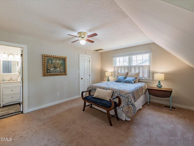 101 Oakwood Drive, Wake Forest, NC 27587