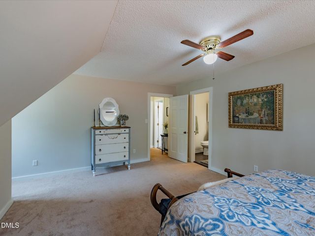 101 Oakwood Drive, Wake Forest, NC 27587