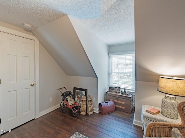 101 Oakwood Drive, Wake Forest, NC 27587