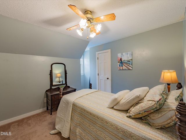 101 Oakwood Drive, Wake Forest, NC 27587