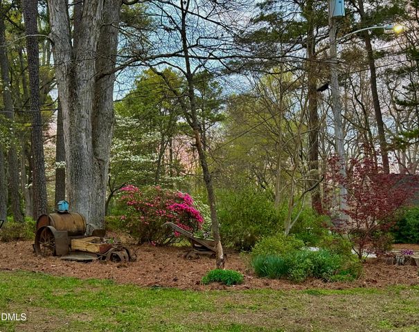 101 Oakwood Drive, Wake Forest, NC 27587