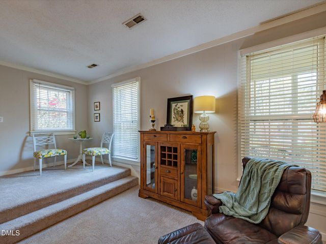 101 Oakwood Drive, Wake Forest, NC 27587