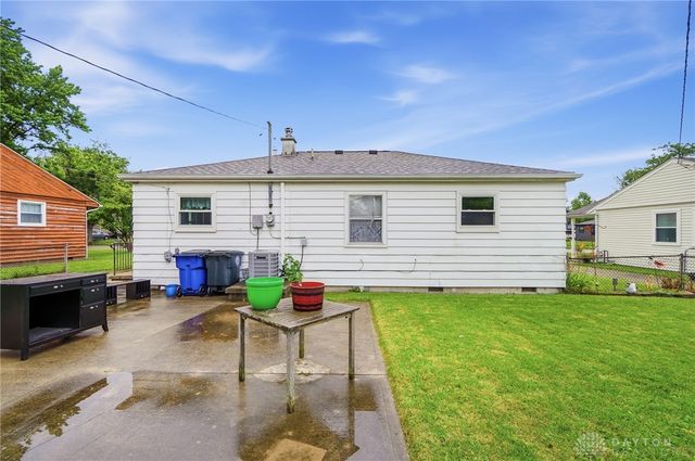1611 Garwood Drive, Dayton, OH 45432