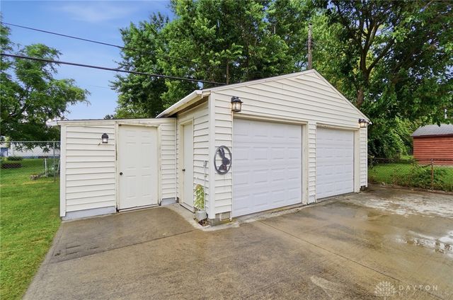 1611 Garwood Drive, Dayton, OH 45432