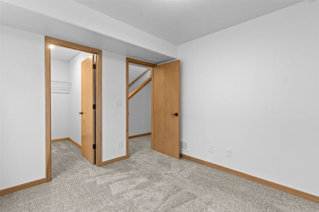 628 Catherine Drive, Tiffin, IA 52340