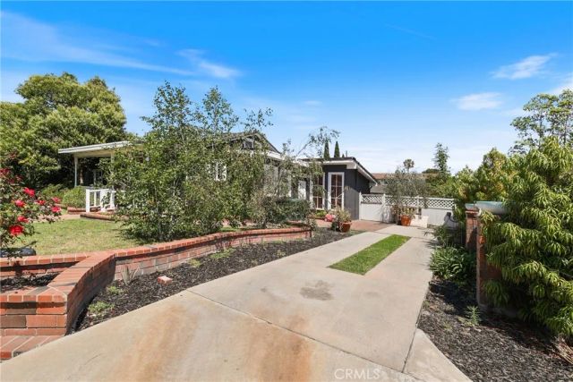 2642 Westminster Place, Costa Mesa, CA 92627