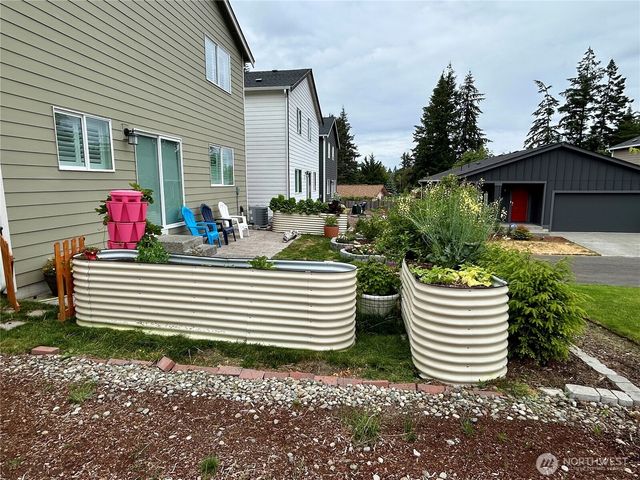 1275 Etna Place SE, Port Orchard, WA 98366