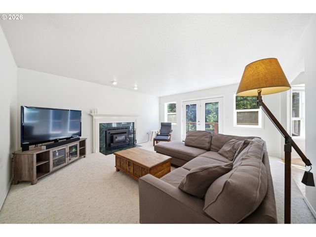 28908 Ne 58TH Cir, Camas, WA 98607