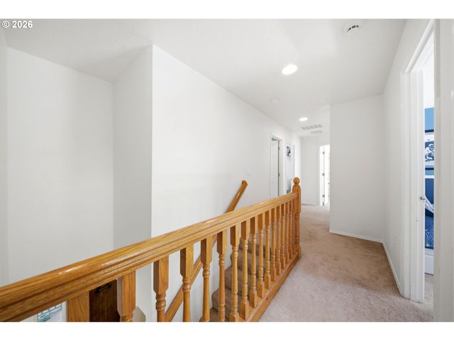 28908 Ne 58TH Cir, Camas, WA 98607