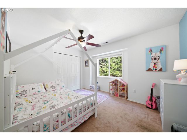 28908 Ne 58TH Cir, Camas, WA 98607