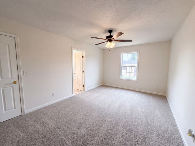 8018 Valencia Dr, Smyrna, TN 37167
