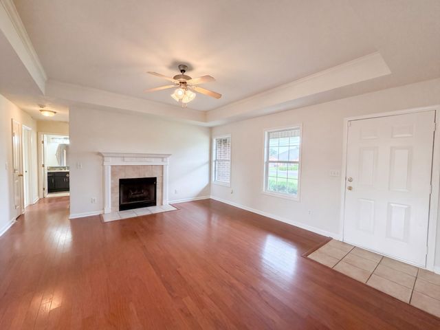 8018 Valencia Dr, Smyrna, TN 37167