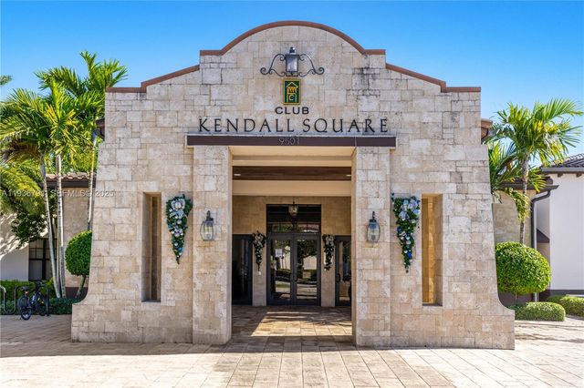 16789 SW 96th St, Miami, FL 33196