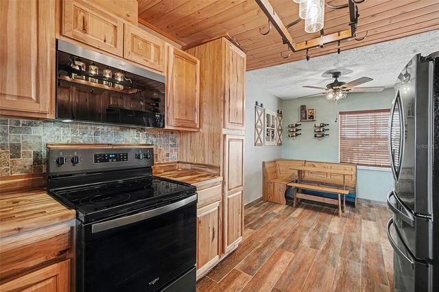 557 FLAME TREE DRIVE, Apollo Beach, FL 33572