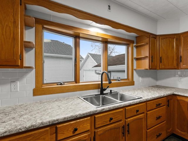 2323 9th PLACE, Two Rivers, WI 54241