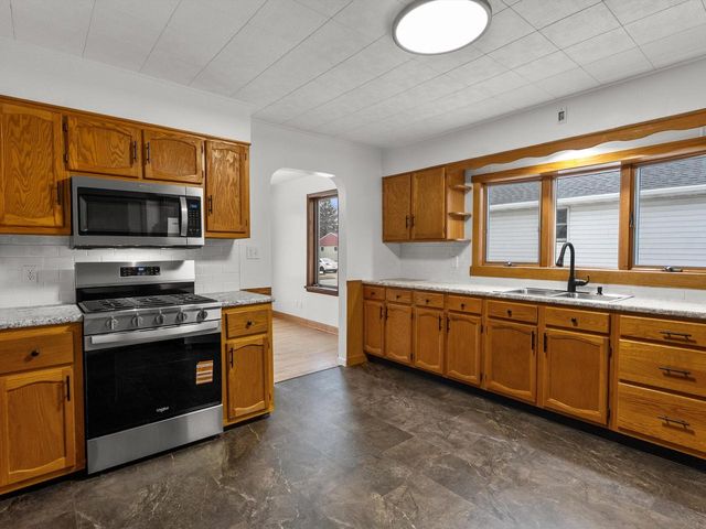 2323 9th PLACE, Two Rivers, WI 54241