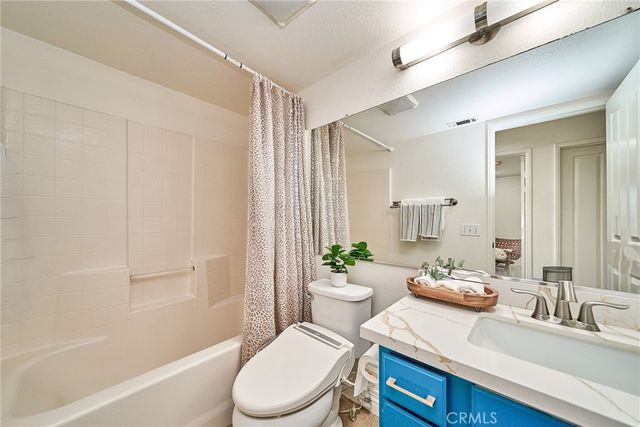 25437 Chisom Lane, Stevenson Ranch, CA 91381