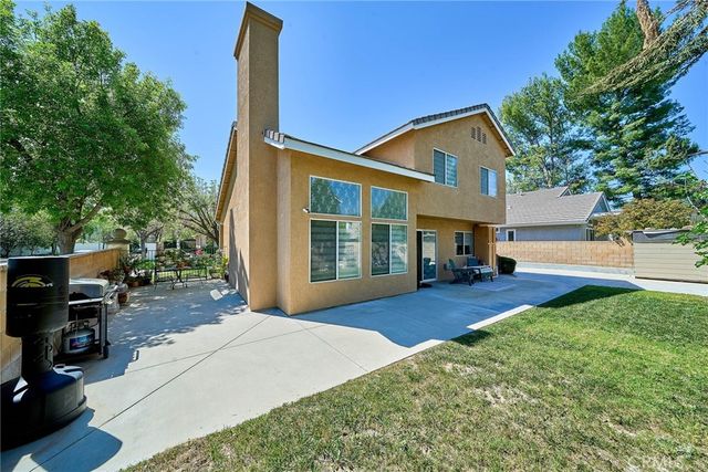 25437 Chisom Lane, Stevenson Ranch, CA 91381