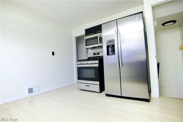 13410 Hathaway Road, Garfield Heights, OH 44125