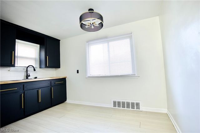 13410 Hathaway Road, Garfield Heights, OH 44125