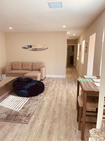 615 NE 2nd Avenue, Delray Beach, FL 33444