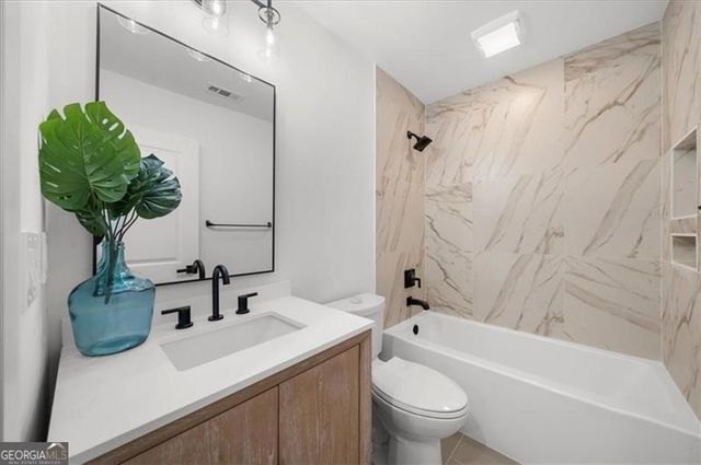 8136 Brookbend Drive, Douglasville, GA 30134