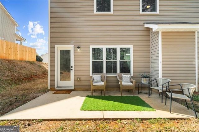 8136 Brookbend Drive, Douglasville, GA 30134