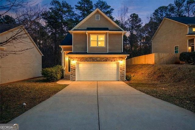 8136 Brookbend Drive, Douglasville, GA 30134