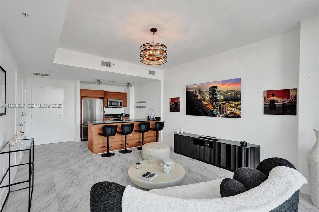 3301 NE 1st Ave H1105, Miami, FL 33137