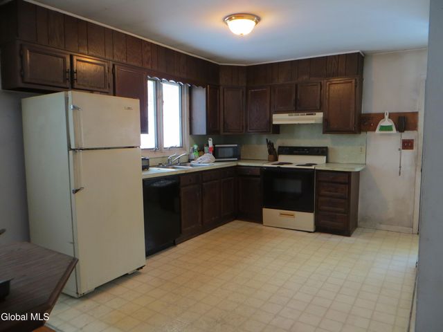 34 Wolfert Avenue, Menands, NY 12204