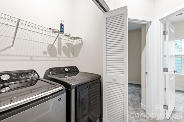 563 Nantahala Drive, Charlotte, NC 28211