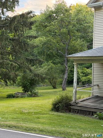 128 Toddy Hill Road, Newtown, CT 06482