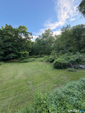 128 Toddy Hill Road, Newtown, CT 06482