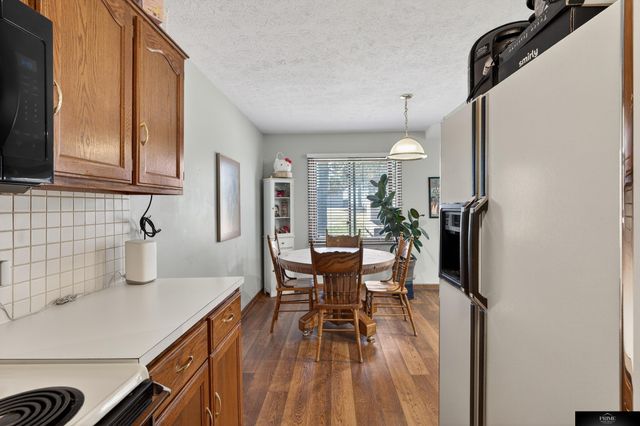 3612 N 104 Avenue, Omaha, NE 68134