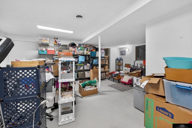 3612 N 104 Avenue, Omaha, NE 68134