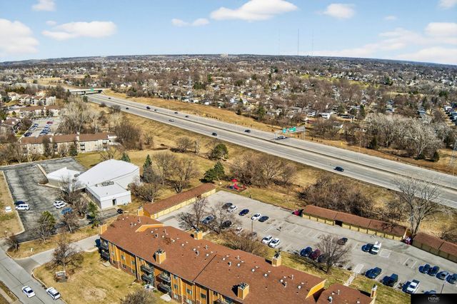 3612 N 104 Avenue, Omaha, NE 68134