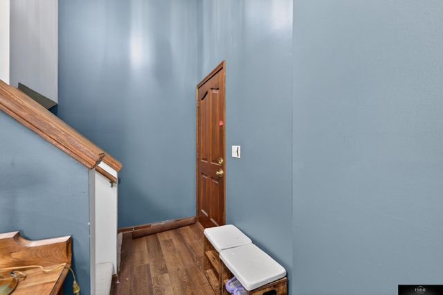 3612 N 104 Avenue, Omaha, NE 68134