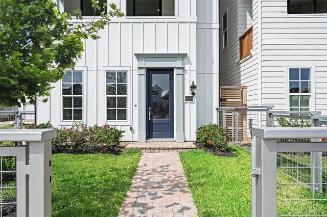 8711 Park Kolbe Lane, Houston, TX 77080