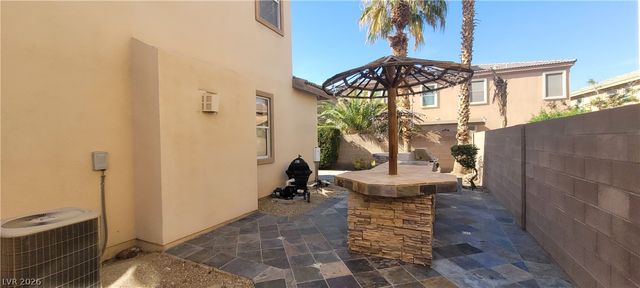 7728 VILLA DE LA PAZ Avenue, Las Vegas, NV 89131