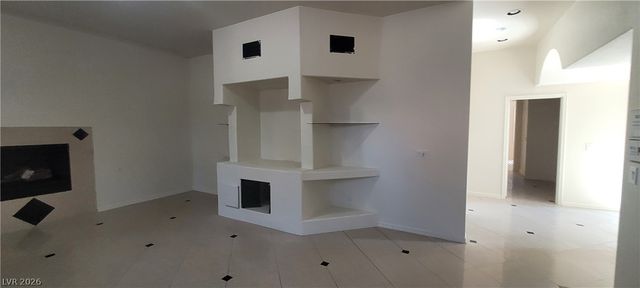 7728 VILLA DE LA PAZ Avenue, Las Vegas, NV 89131