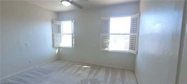 7728 VILLA DE LA PAZ Avenue, Las Vegas, NV 89131