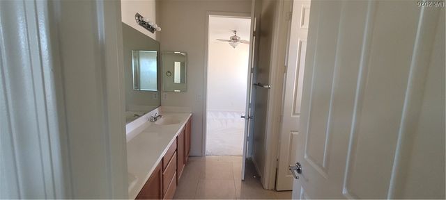 7728 VILLA DE LA PAZ Avenue, Las Vegas, NV 89131