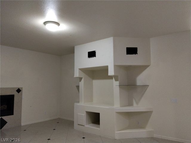 7728 VILLA DE LA PAZ Avenue, Las Vegas, NV 89131