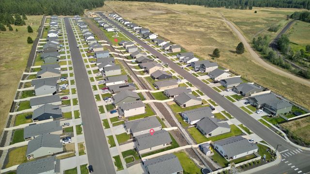 508 E K St, Deer Park, WA 99006
