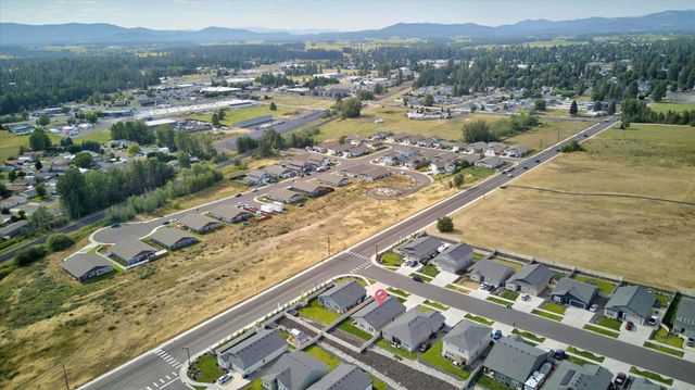 508 E K St, Deer Park, WA 99006